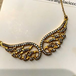 Stella & Dot Bellissimo Angelo Necklace- wings